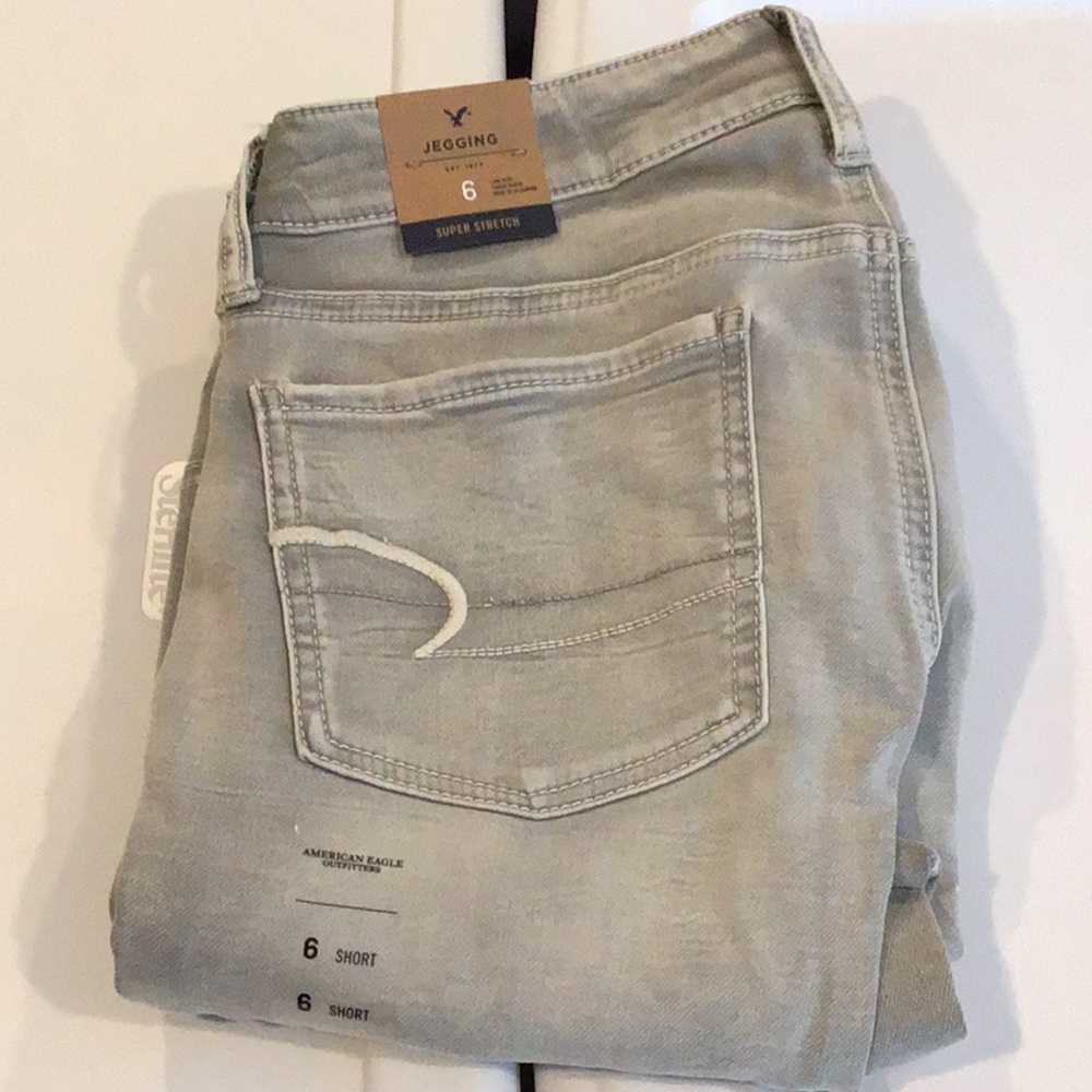 NWT AEO American Eagle Jean Jeggings 6S